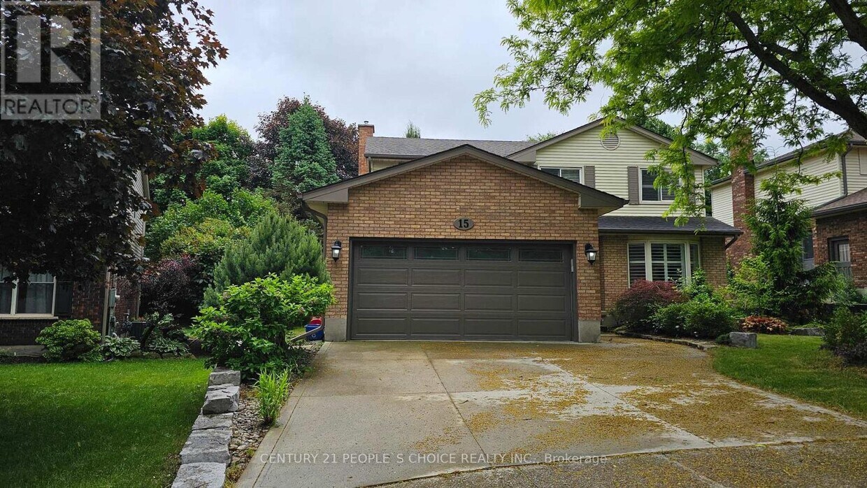 Primary Photo - 15 Birchlawn Ave