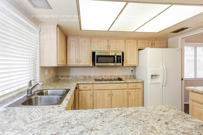 Foto del edificio - 4516 W Hayward Ave