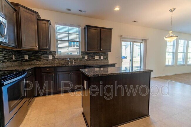 Foto del edificio - 508 Eagles Wy