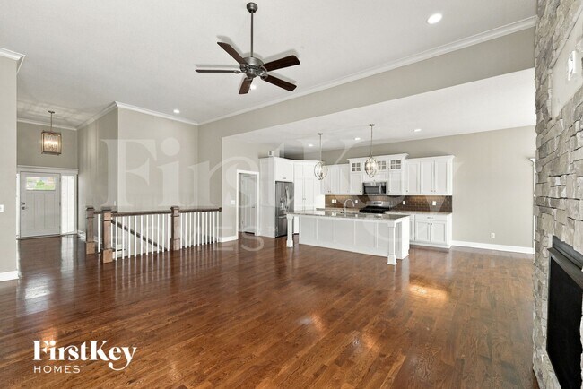 Foto del edificio - 15235 Knight Rd