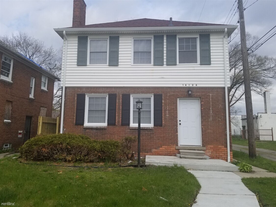 Primary Photo - 3 br, 1.5 bath House - 16126 Wildemere St