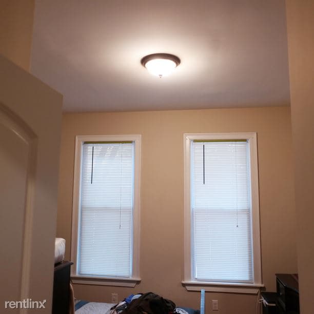 Building Photo - 20 Bulwer Pl