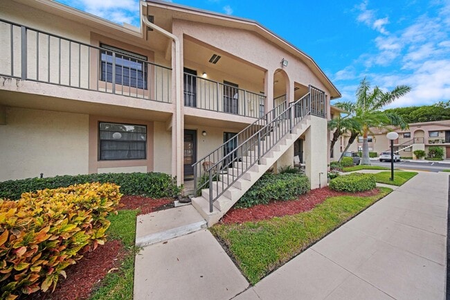 Foto del edificio - 9480 Boca Cove Cir