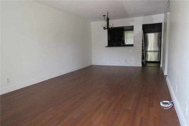 Foto del edificio - 5371 SW 40th Ave
