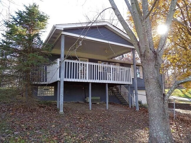 Building Photo - 10562 Pleasant Ridge Rd