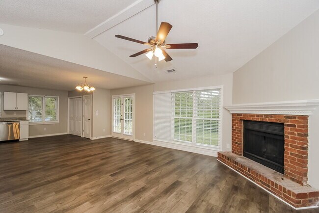 Foto del edificio - 4891 Country Cove Way