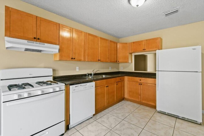 Foto del edificio - 6126 Wauconda Way E