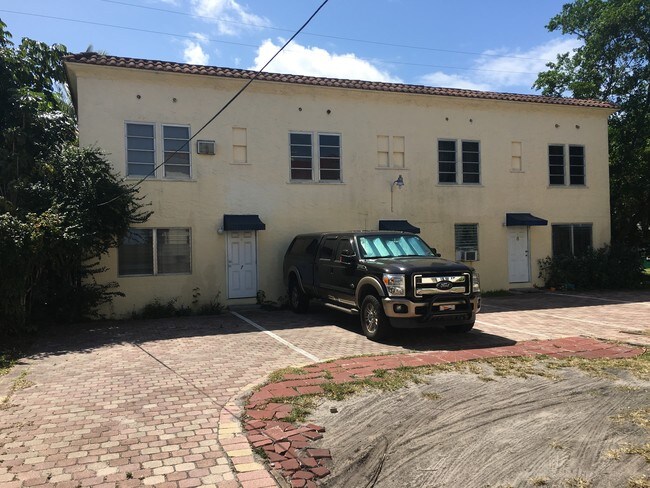Foto del edificio - 1544 Jefferson St