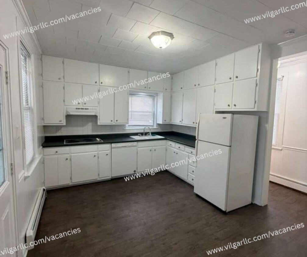 Foto principal - 136 Matteson St