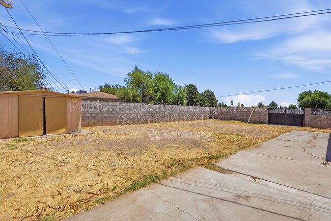 Building Photo - 6701 N 33rd Ave