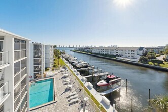 Building Photo - 108 Paradise Harbour Blvd