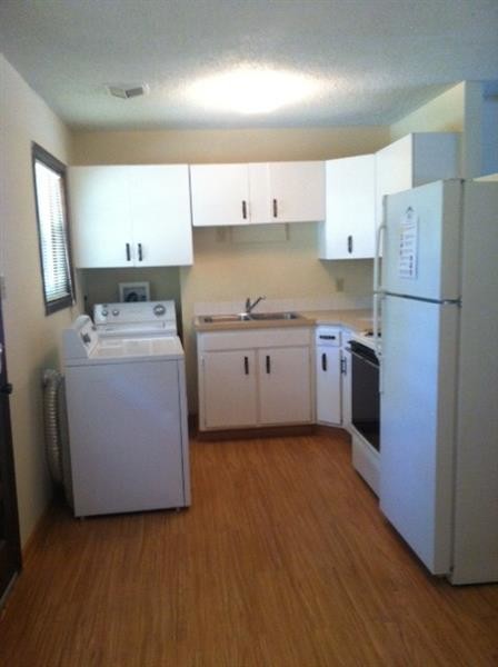 Building Photo - 1512 Hartford