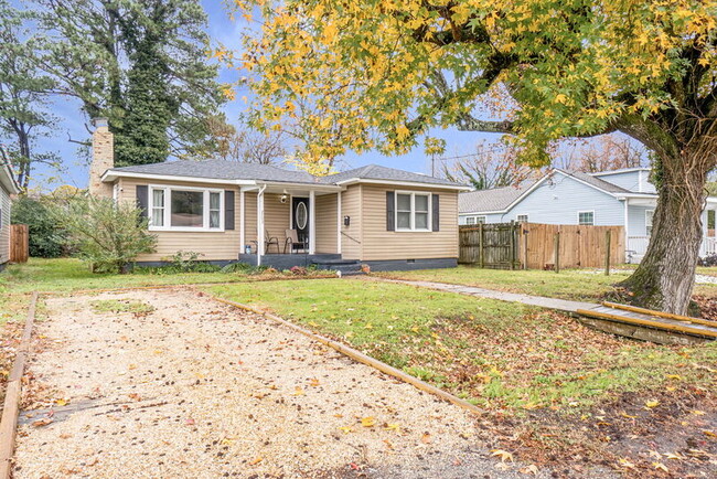 Building Photo - 2703 Nashville Ave