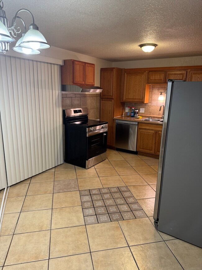 Foto del edificio - 16828 E 7th Pl