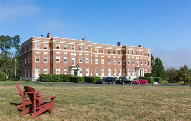 Building Photo - 1 Ricker Park
