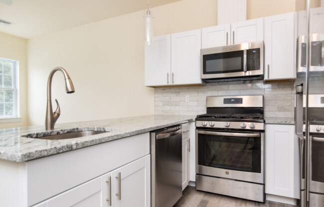 Foto del edificio - 5669 Berkshire Valley Rd
