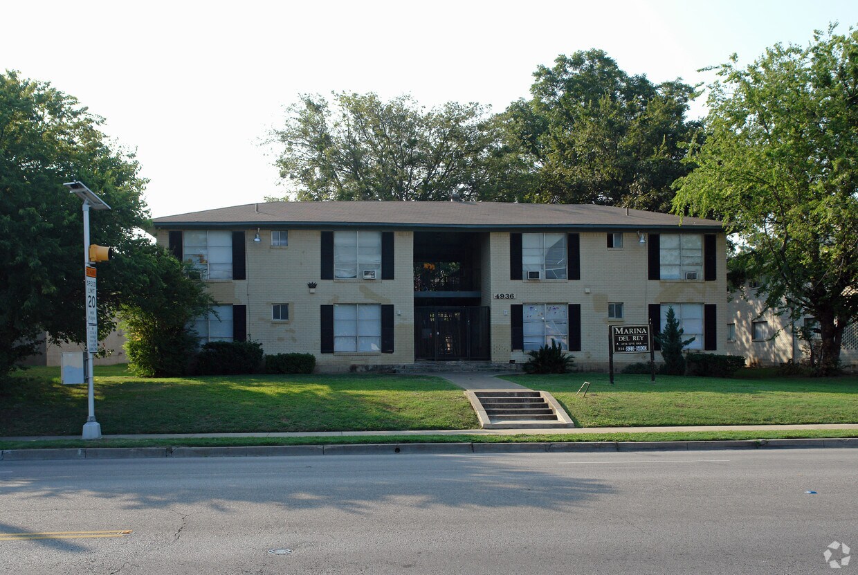 Building Photo - Marina Del Rey Apartments