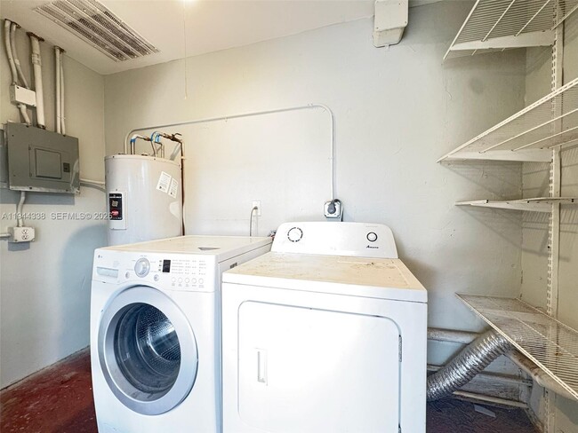 Foto del edificio - 6716 Atlanta St