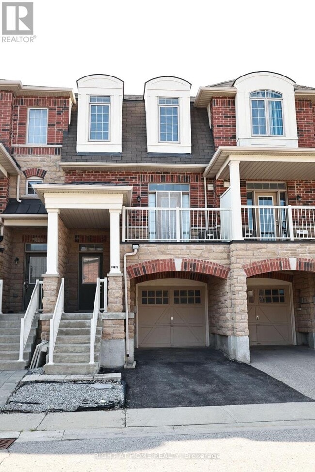 Building Photo - 10971 Woodbine Ave