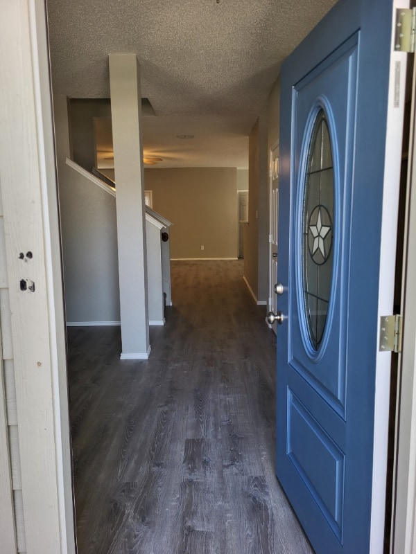 Foto del edificio - 2943 Deer Ridge Dr