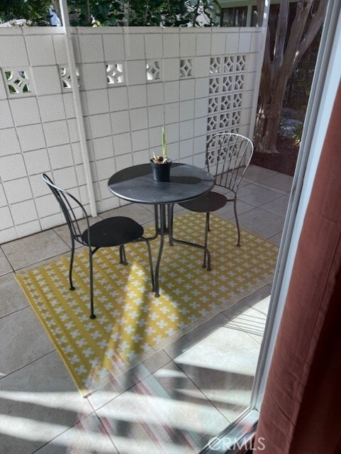 Building Photo - 754 Avenida Majorca