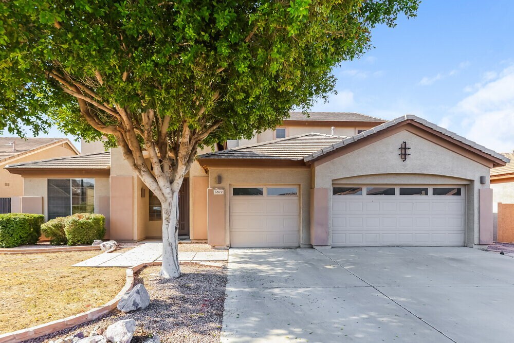 Foto principal - 6877 W Briles Rd