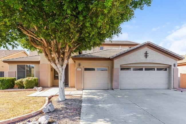 Building Photo - 6877 W Briles Rd