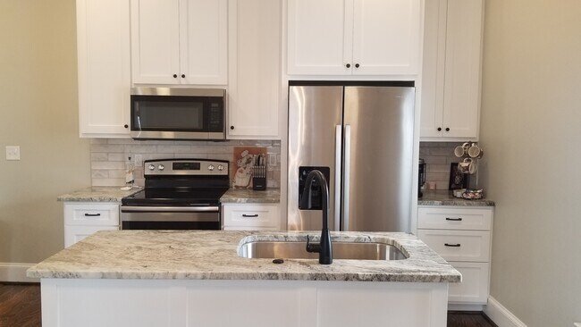 Photo - 19 Saco St House