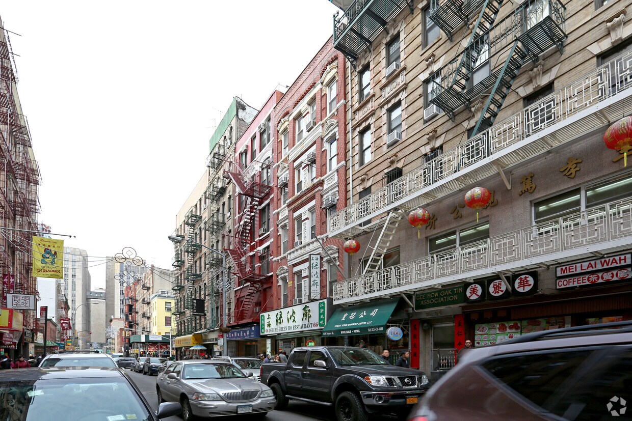 Primary Photo - 66 Bayard St