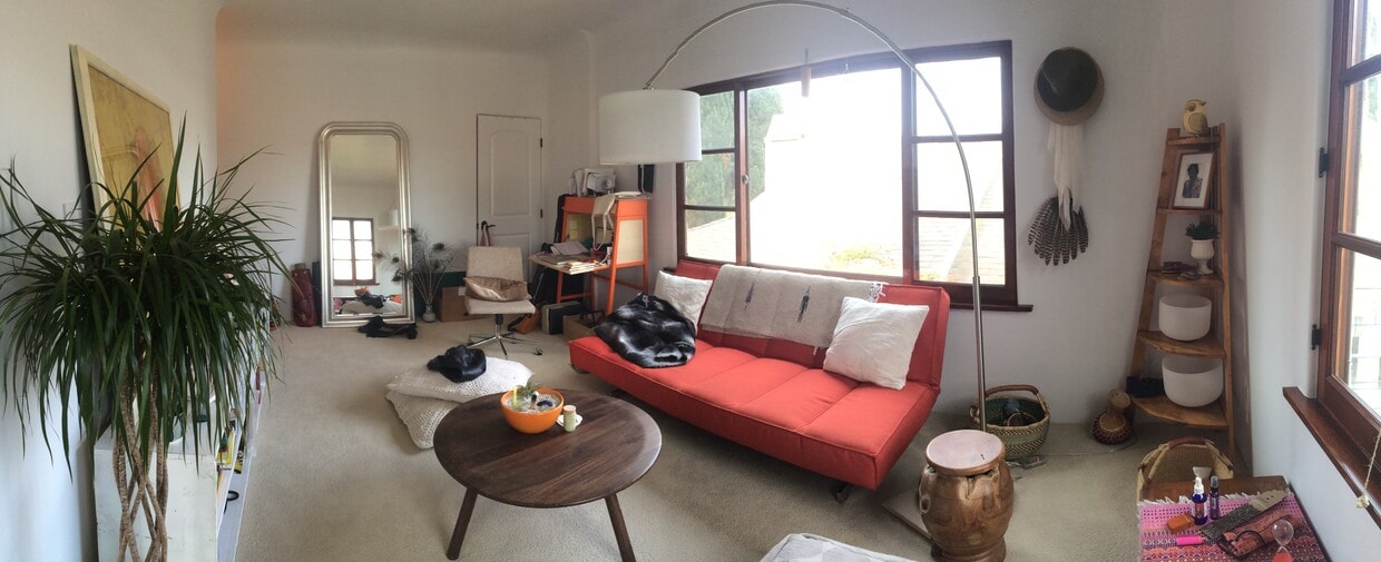 Living Room 1 - 413 Westminster Ave