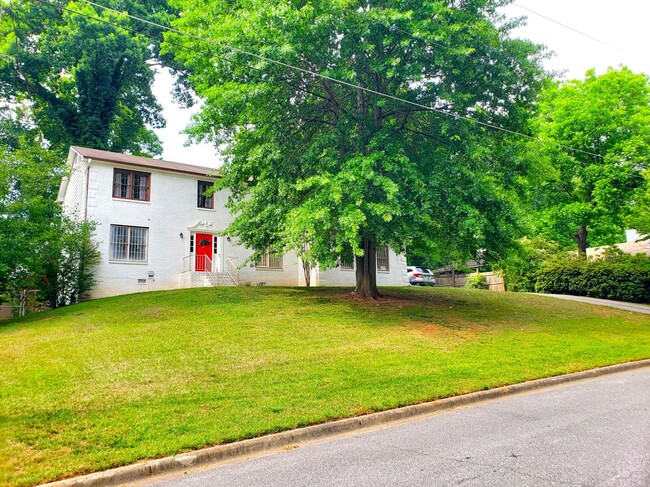 Building Photo - 4360 Elegance Dr