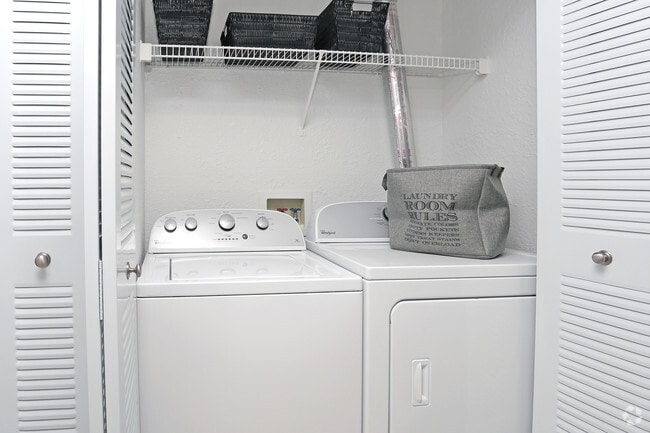 Interior Photo - Oak Hill Apartments