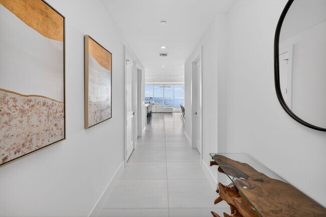 Foto del edificio - 153 N Seabreeze Blvd