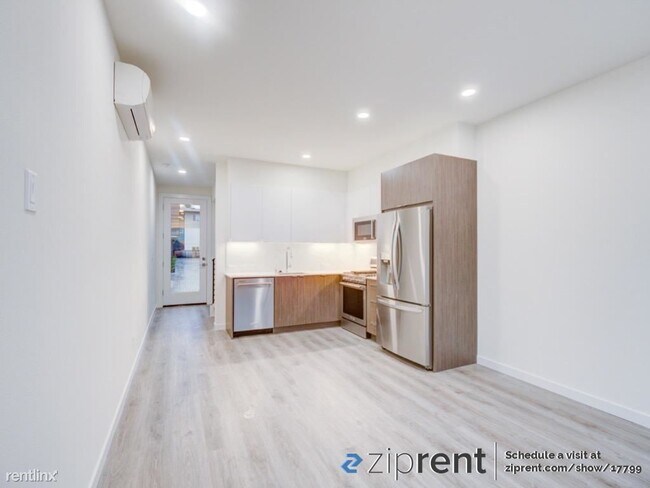 Building Photo - 2 br, 2 bath Townhome - 10417 Alderbrook P...