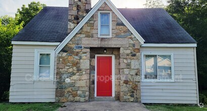 Building Photo - 1204 Asheboro St
