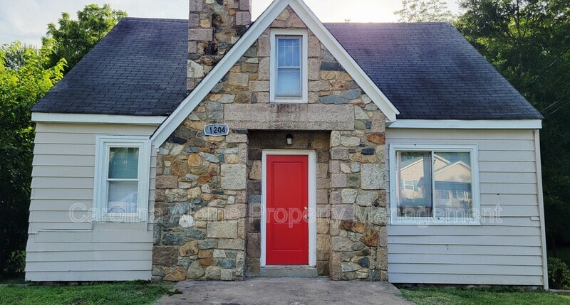 Primary Photo - 1204 Asheboro St