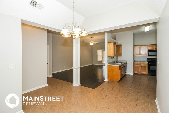 Foto del edificio - 9135 Tremont Dr