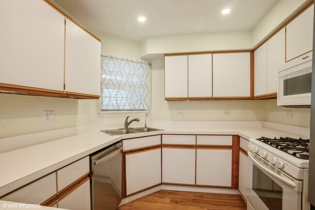Foto del edificio - 1051 Rockport Dr