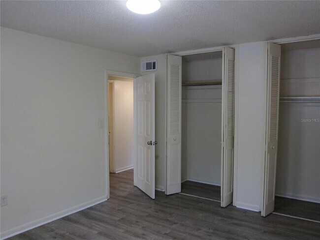 Foto del edificio - 300 NW 20th Ave