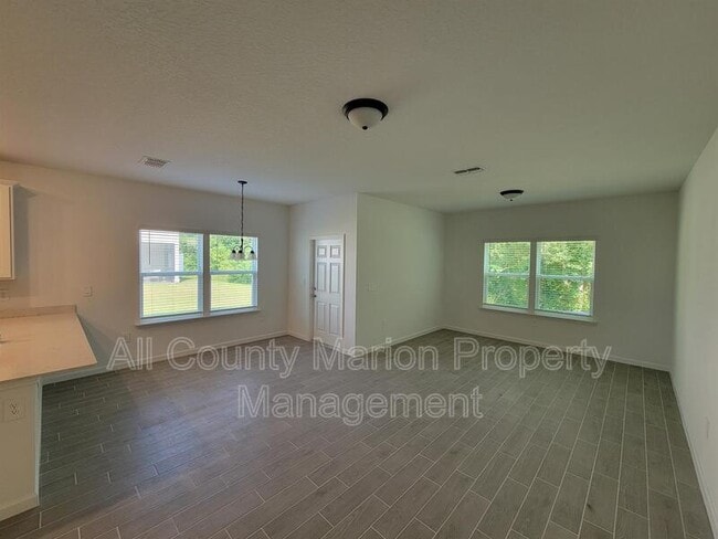 Building Photo - 3513 SE 37th Ave Rd