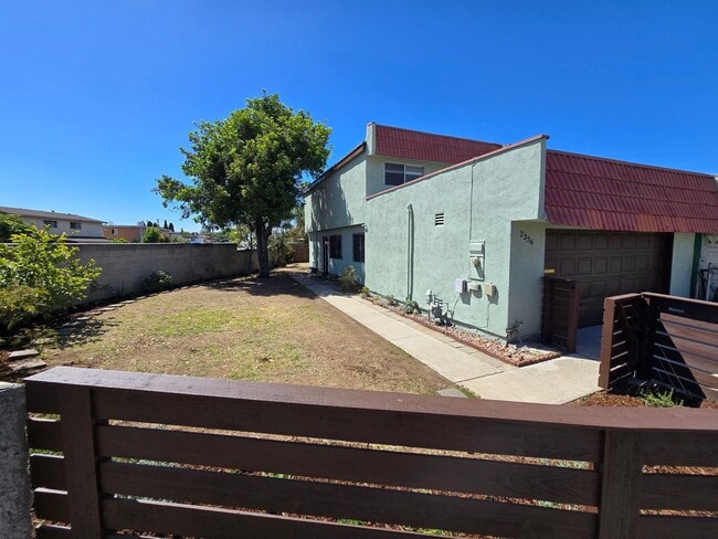 Building Photo - Upgraded National City 4-Br. + 2-car Garage