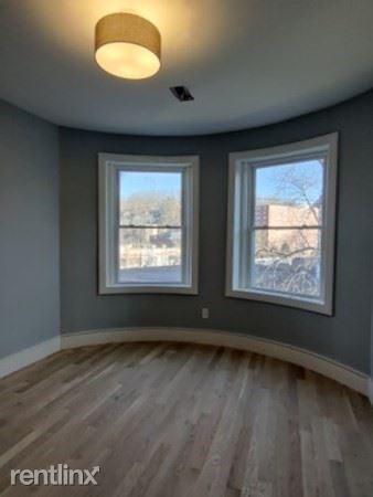 Foto del edificio - 3 br, 2 bath House - 10 University Rd Apt 2 1