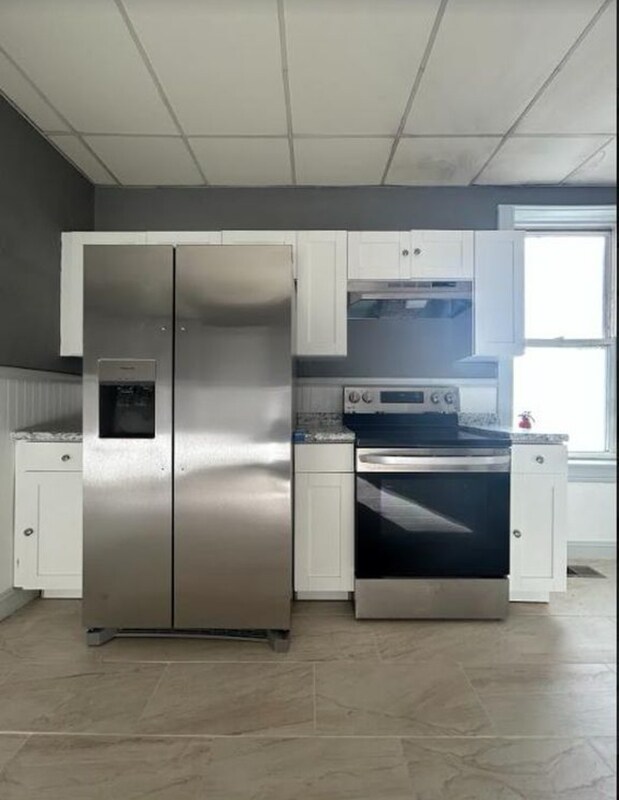 Foto del edificio - 4654 S Grand Blvd