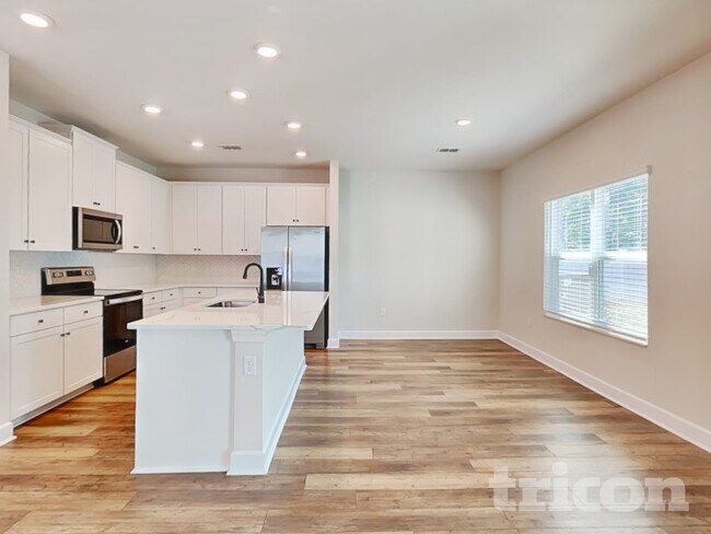 Foto del edificio - 895 Morgans Treasure Rd