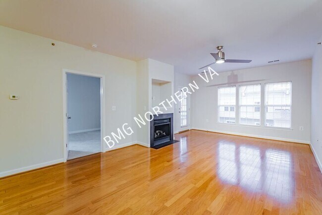 Foto del edificio - 42470 Pennyroyal Sq