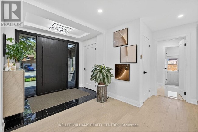Building Photo - 1 Rosegarden Crescent