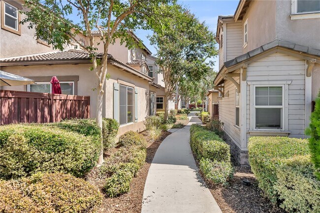 Foto del edificio - 4028 Landau Ct