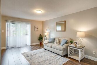 Building Photo - 5809 Harvest Hill Rd