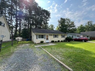 Building Photo - 3306 Prudence St