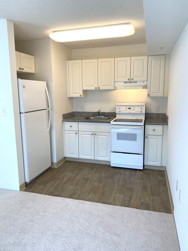 Photo - 801 South St Apartment